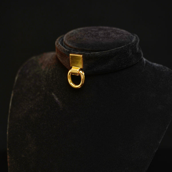 Wide Strap Velvet Choker