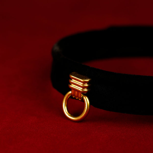 Crowned Desire Velvet Choker