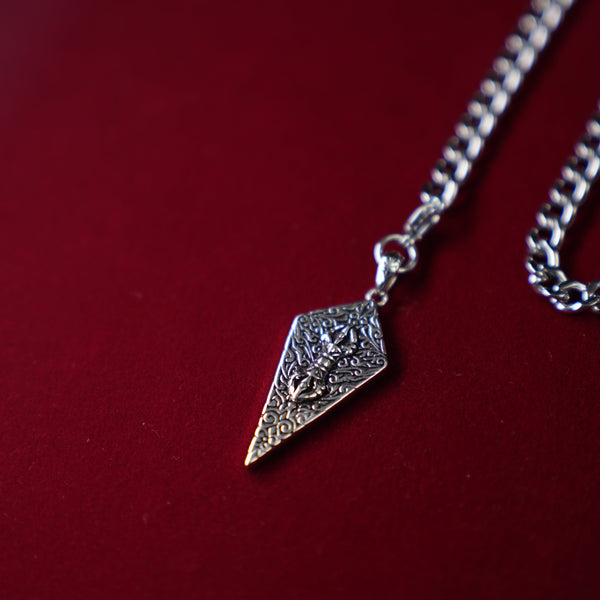 Chaîne coulissante en argent avec bouclier de chevalier