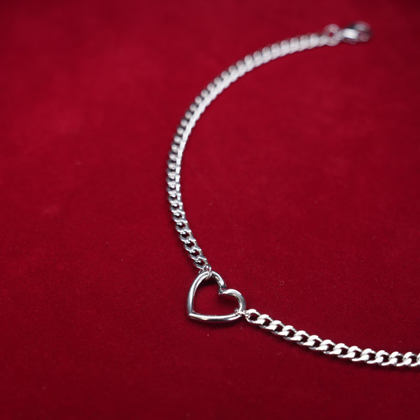 中空ハートチョーカー