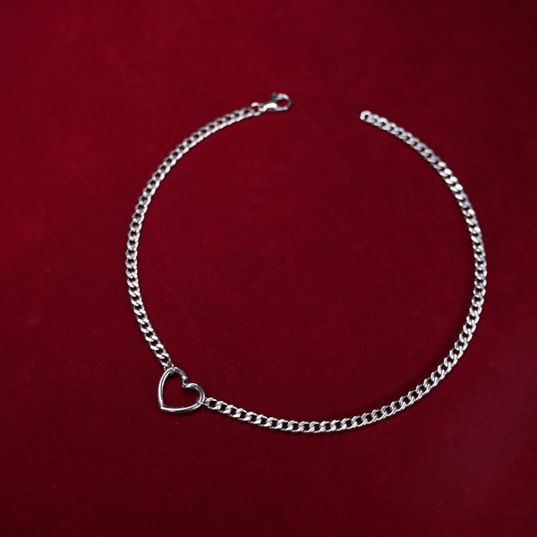 中空ハートチョーカー