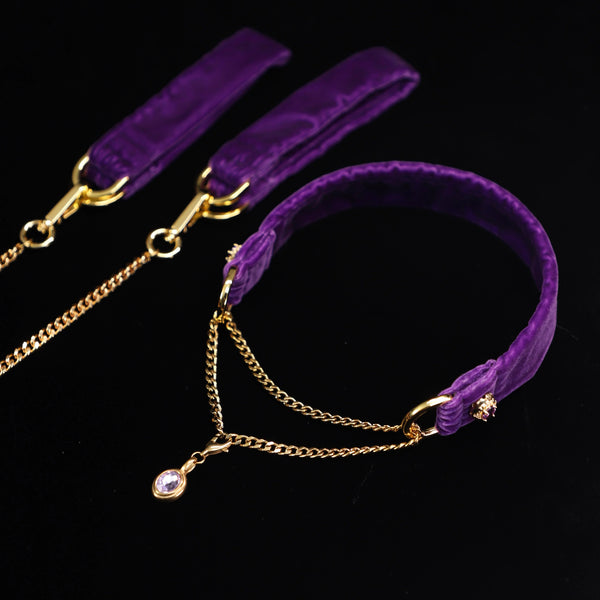 The Elf's Enchanted Choker