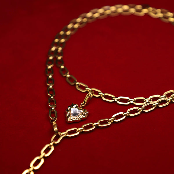 The Yule Blade Chain