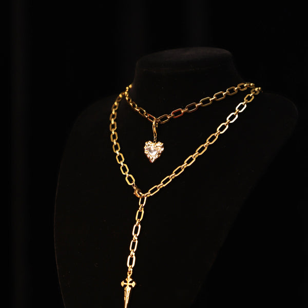 The Yule Blade Chain