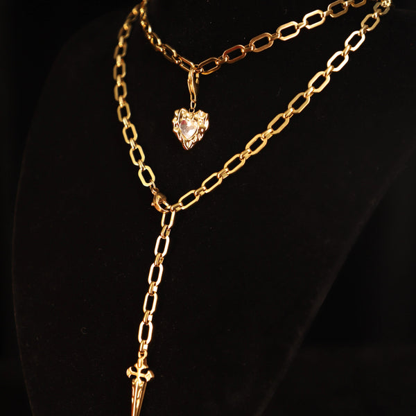 The Yule Blade Chain