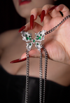 Emerald Nocturne | Schmetterlingsquasten-Halskette